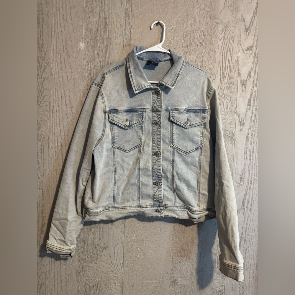 Stitch hoods Jean jacket